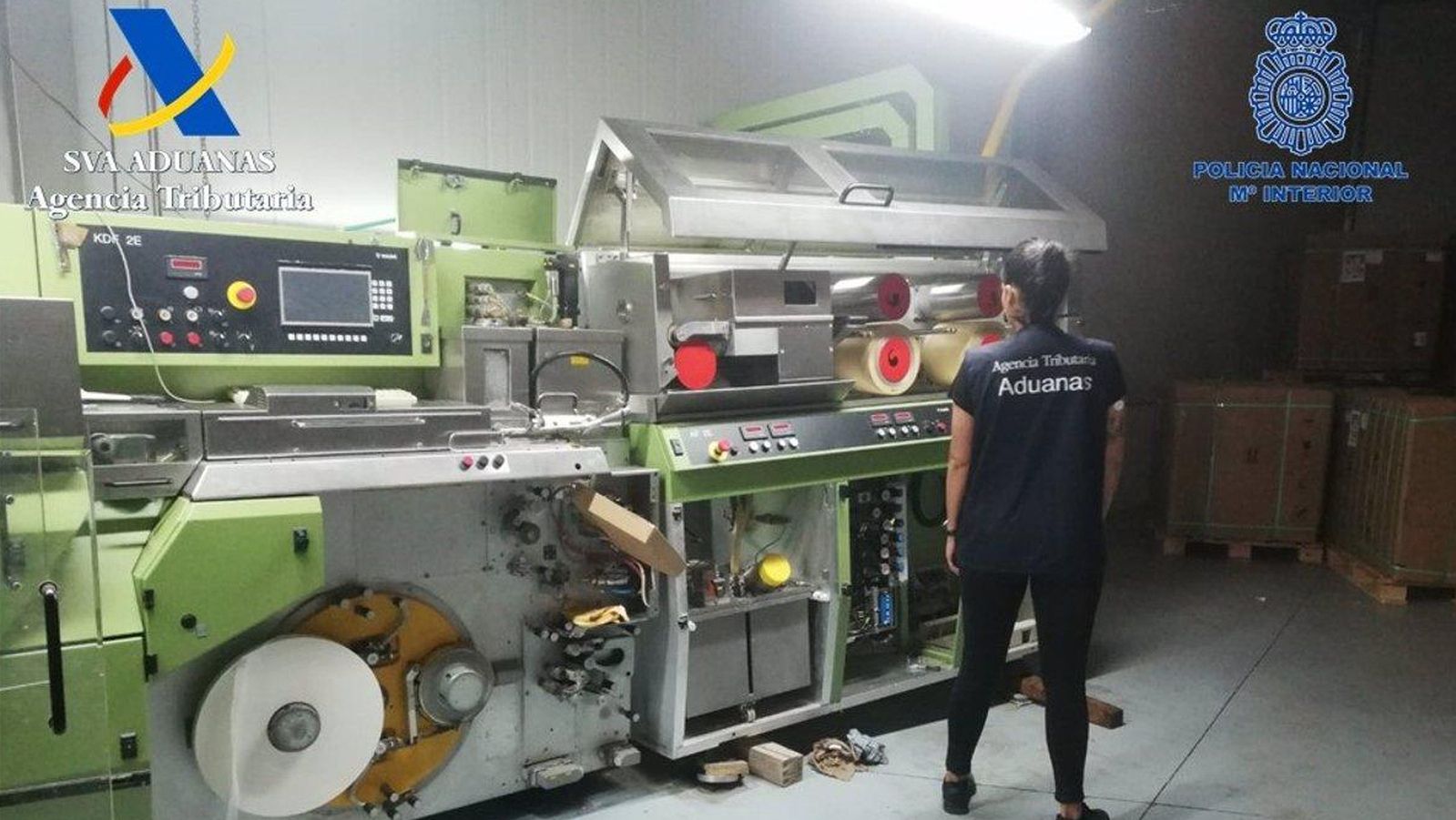Desarticulan en Alcalá una organización criminal con una fábrica itinerante de producción clandestina de tabaco Desarticulan en Alcalá una organización criminal con una fábrica itinerante de producción clandestina de tabaco
