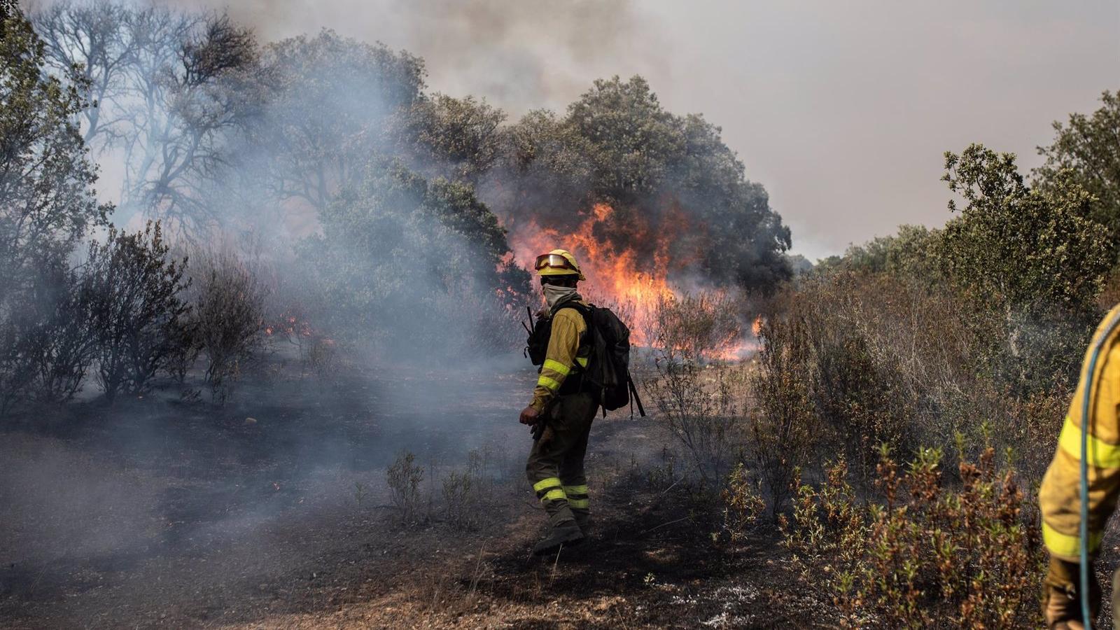 Renfe restablece las circulaciones ferroviarias entre Galicia y Madrid interrumpidas por los incendios