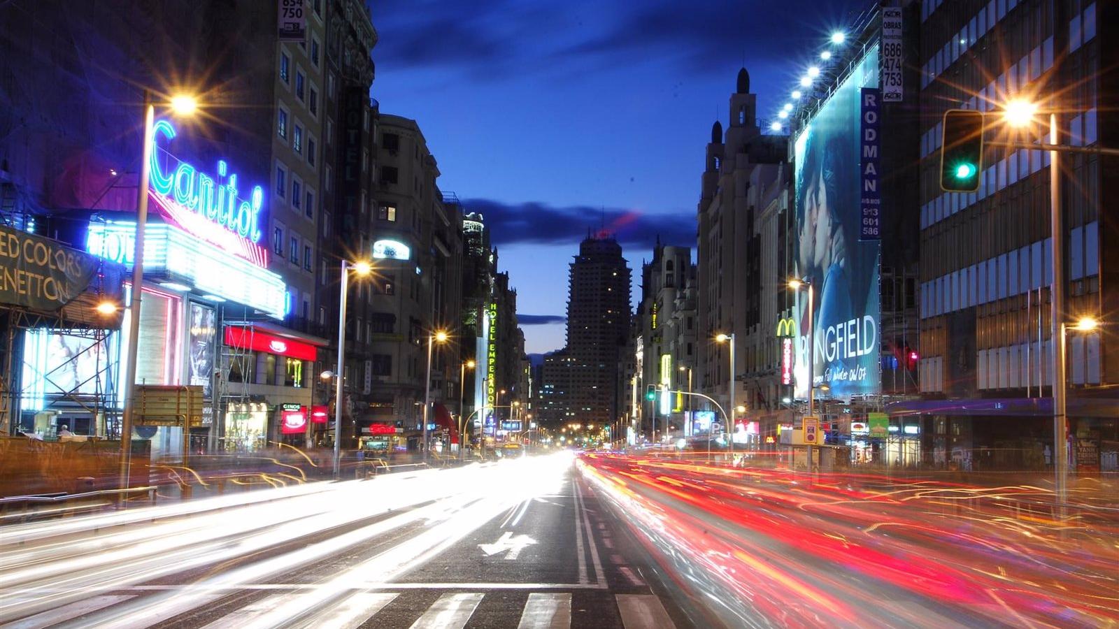 Madrid Foro Empresarial llama a los comercios a no cumplir el decreto energético Madrid Foro Empresarial llama a los comercios a no cumplir el decreto energético