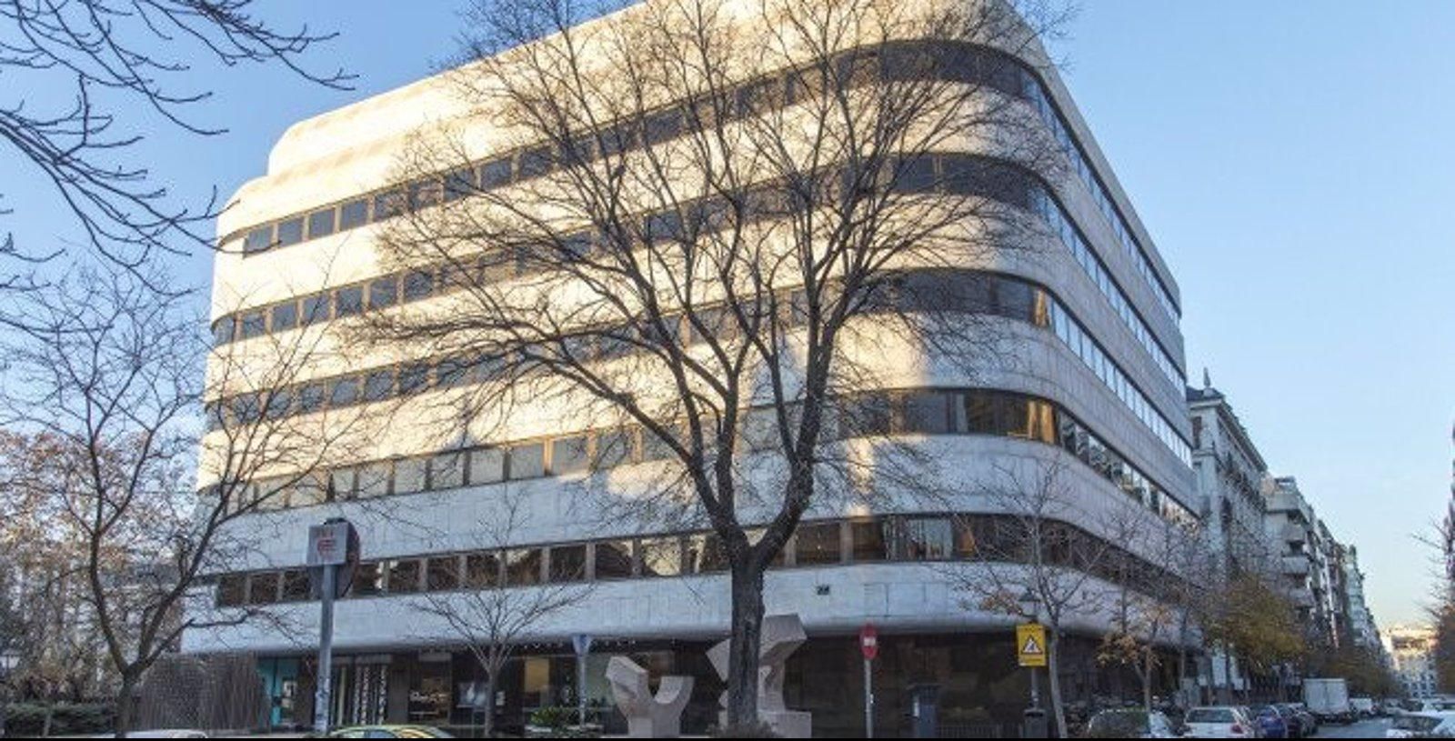 Más de 700 nuevos edificios patrimonio histórico de la capital: ermitas, cementerios, hoteles y estaciones Más de 700 nuevos edificios patrimonio histórico de la capital: ermitas, cementerios, hoteles y estaciones