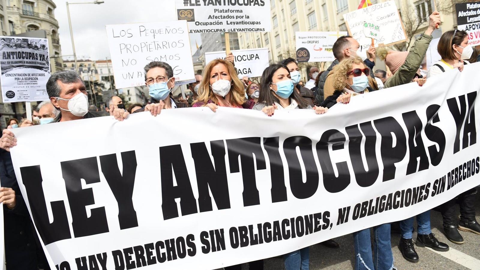 Afectados por la okupación en Madrid exigen una ley 