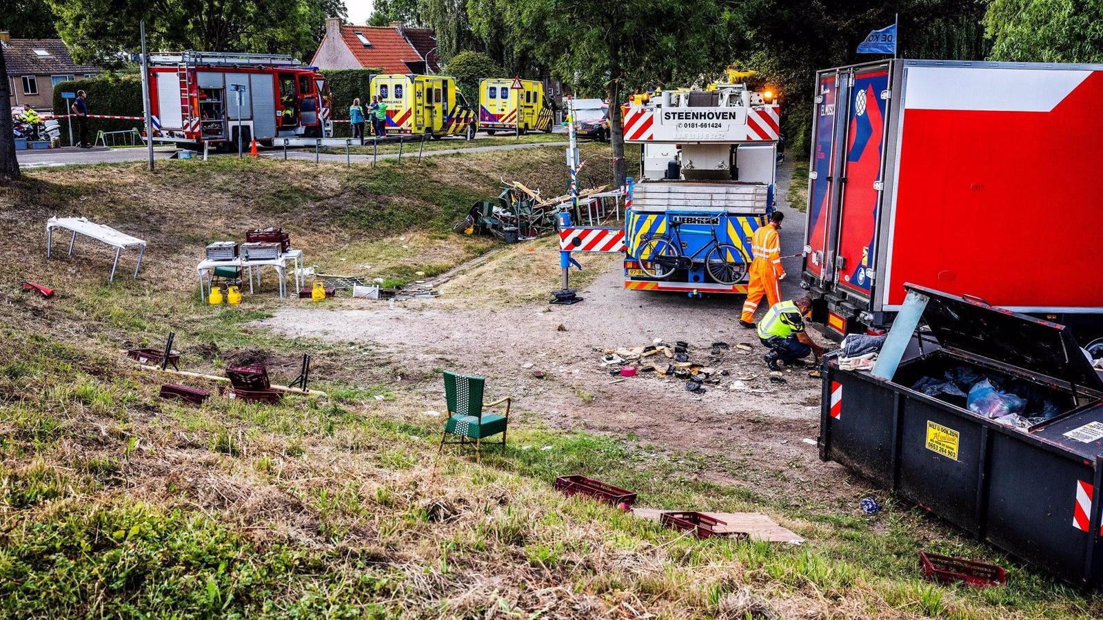 Seis muertos y siete heridos por el atropello de un camión español a una barbacoa vecinal en Países Bajos
