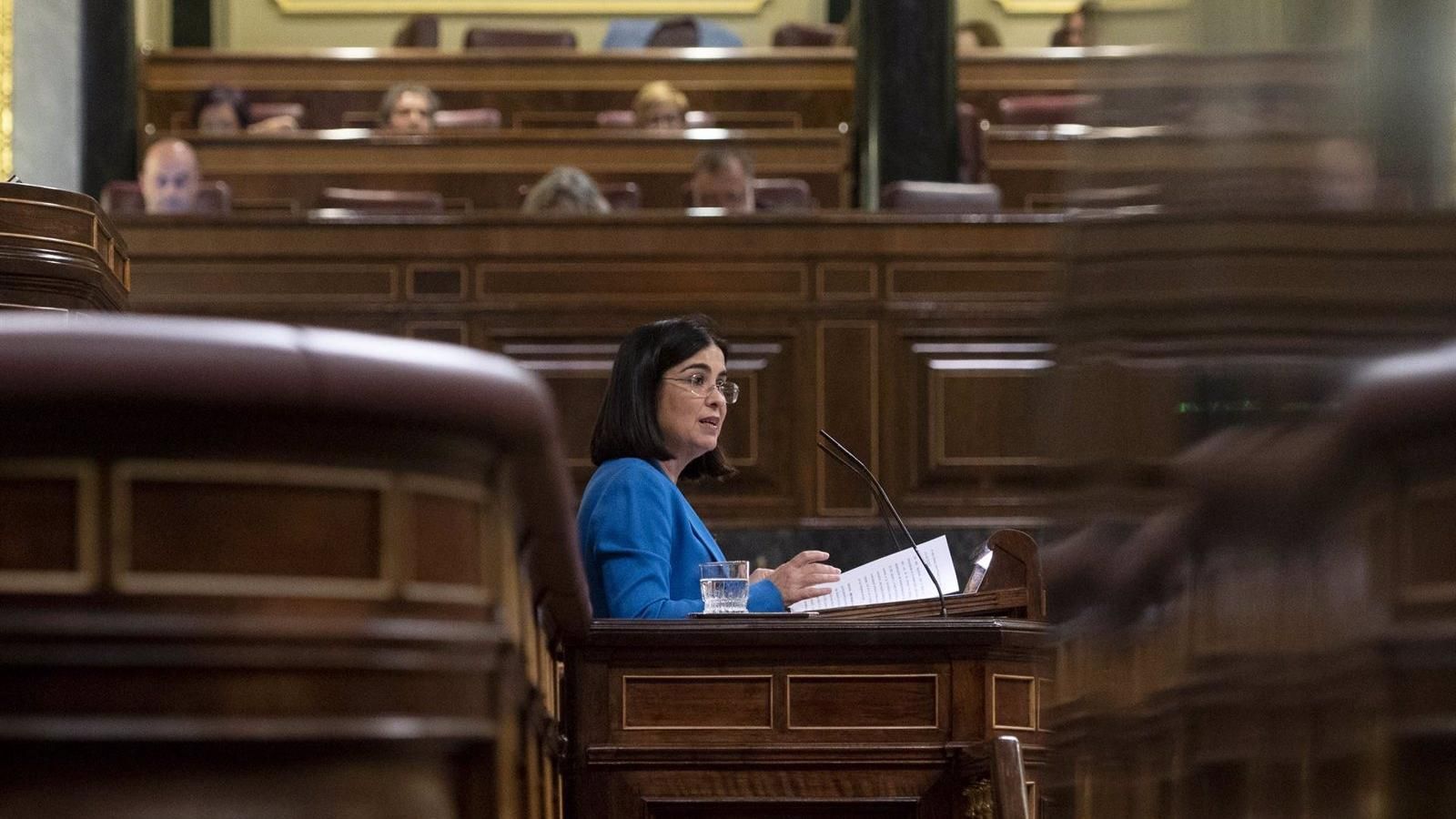 El Ministerio de Sanidad obligará a usar mascarillas en transportes públicos hasta que los expertos digan lo contrario