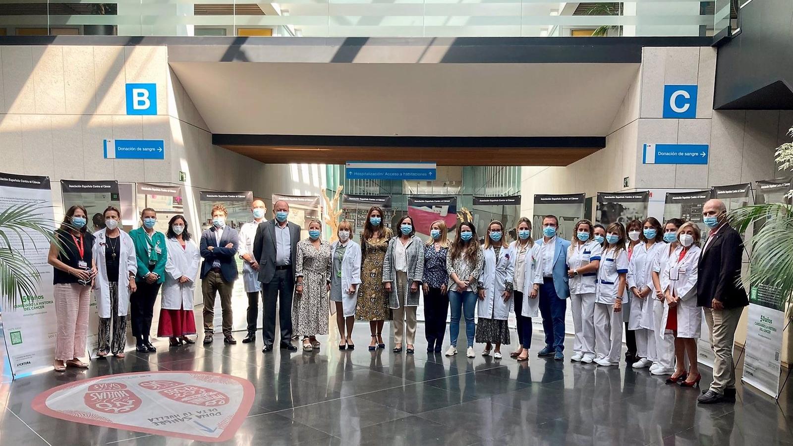 El Hospital de Villalba acoge una exposición para dar la conocer la investigación en cáncer por los 50 años de la AECC El Hospital de Villalba acoge una exposición para dar la conocer la investigación en cáncer por los 50 años de la AECC