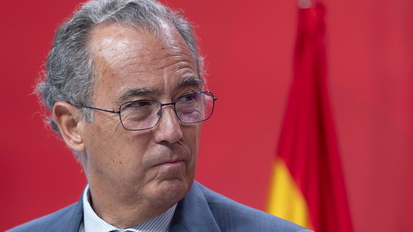 Ossorio tacha de "gorrón" al Gobierno central por aprobar una subida salarial a empleados públicos que pagarán las autonomías