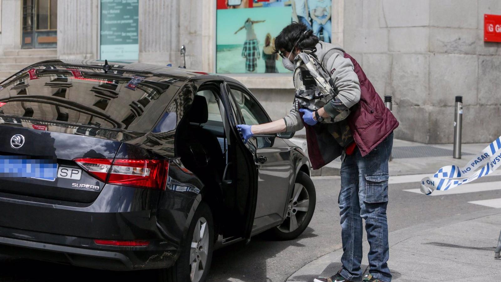 Admitido a trámite el recurso de inconstitucionalidad contra la ley que permite el funcionamiento de las VTC en Madrid