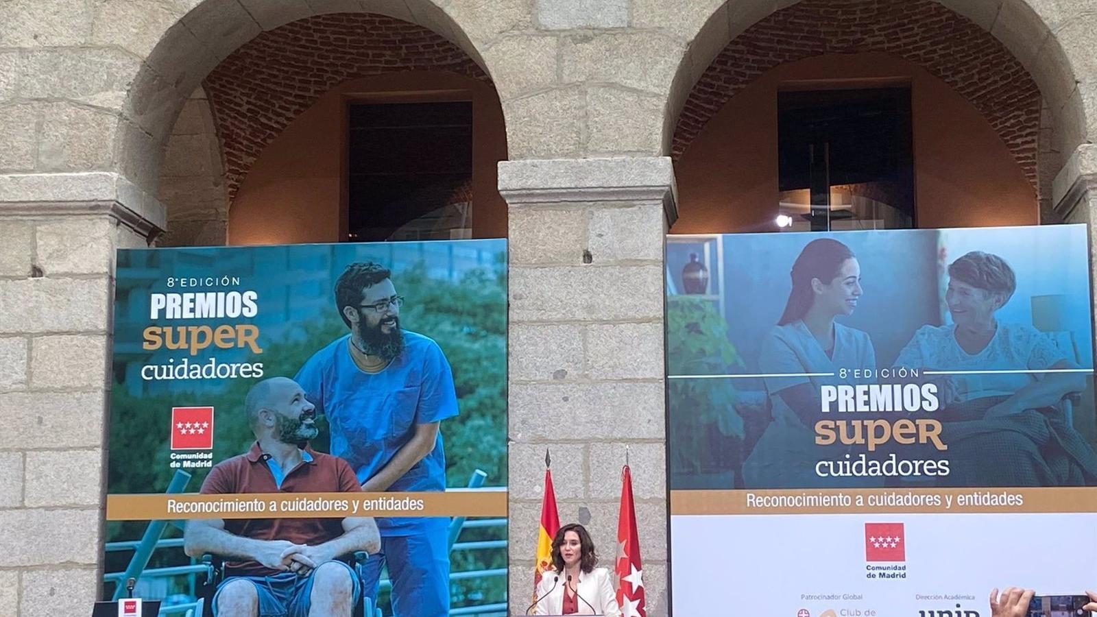 El Gobierno regional trabaja en un plan contra la soledad no deseada destinado a todas las edades