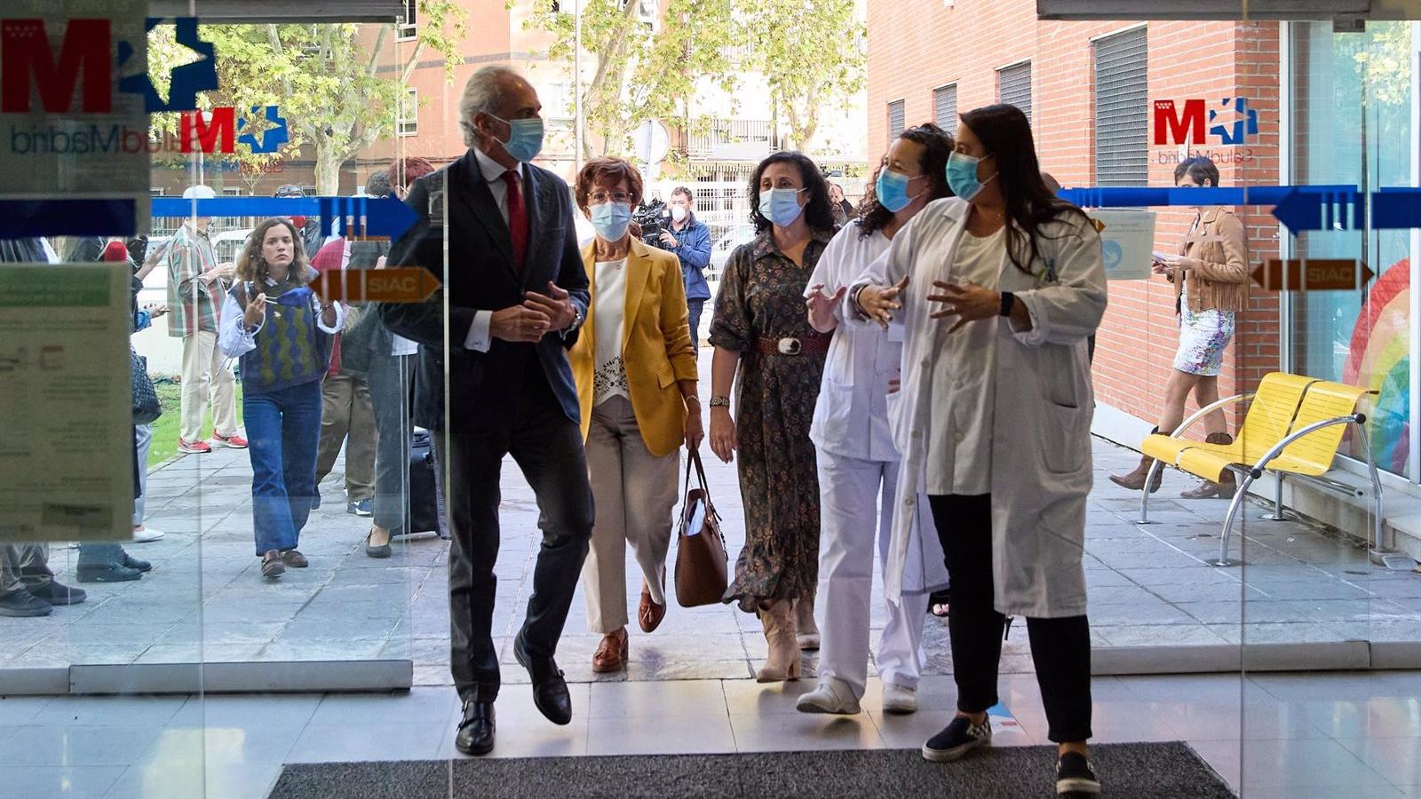 La Comunidad de Madrid aprueba aumentar el salario de 22.000 profesionales sanitarios