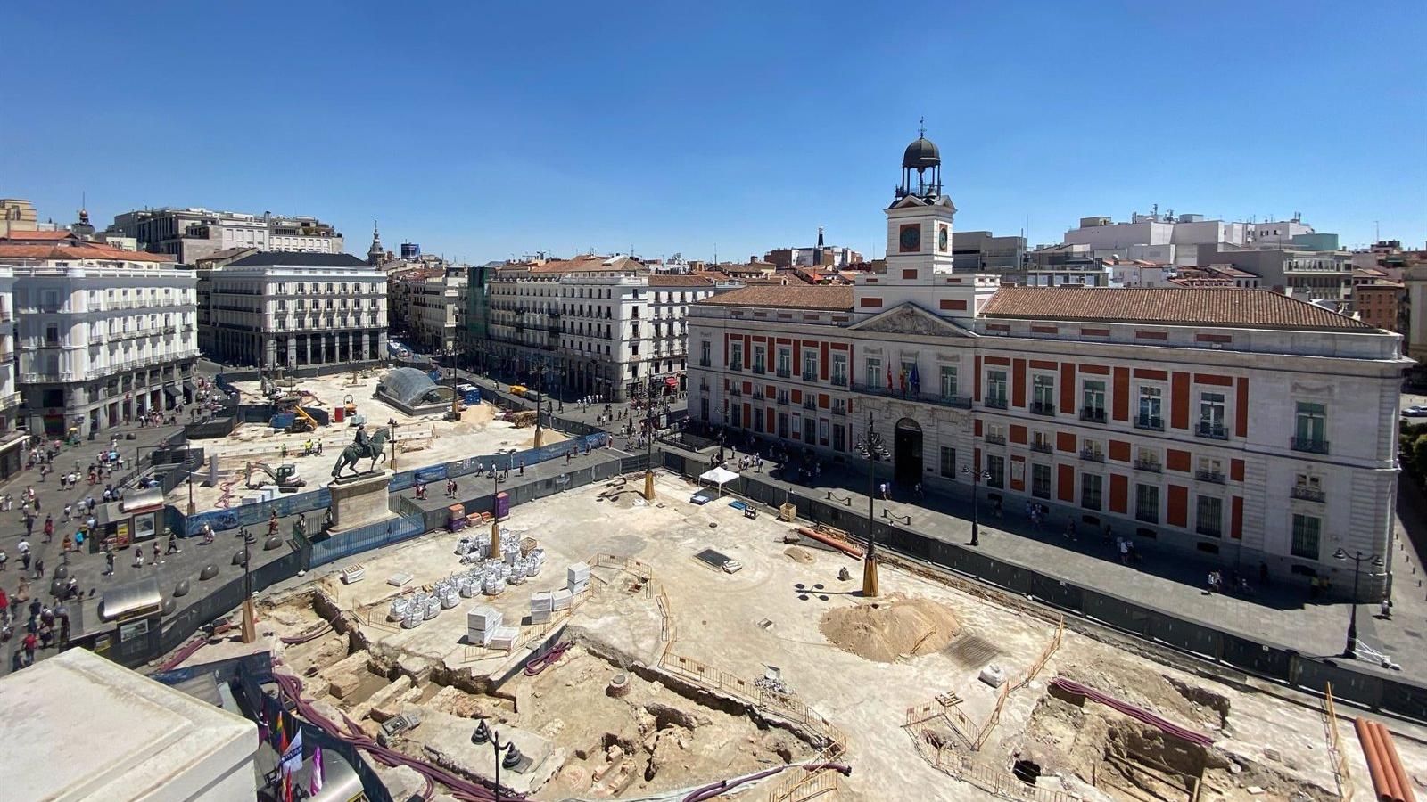 Martínez-Almeida promete que la Puerta del Sol estará lista para dar la bienvenida al 2023
