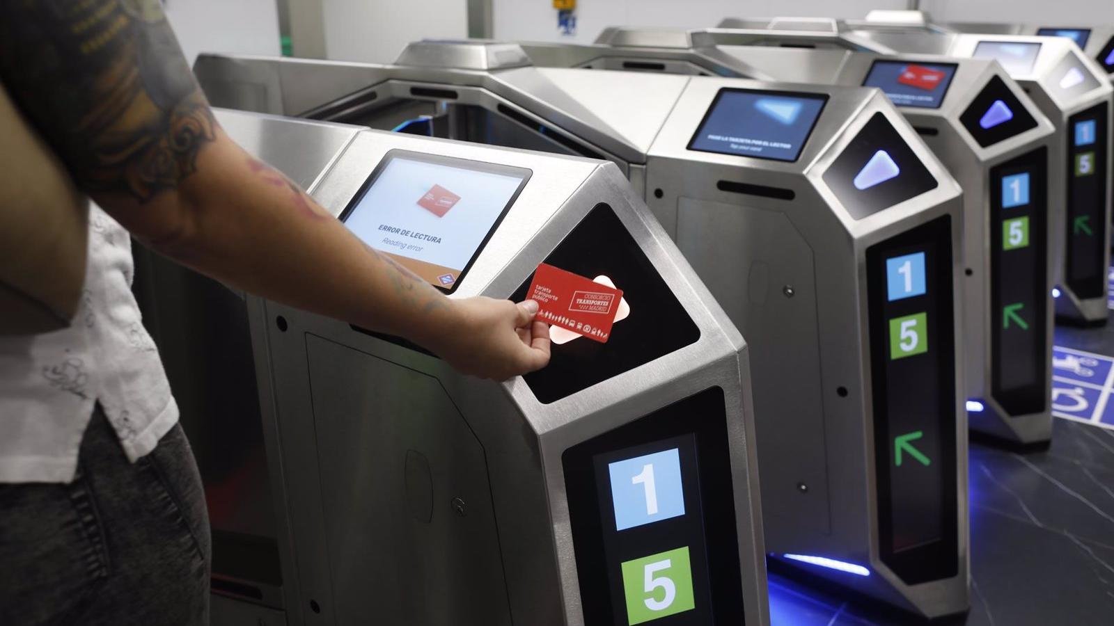 Récord de pasajeros en Metro por el Black Friday con 2,3 millones de usuarios, un 13% más que en 2021