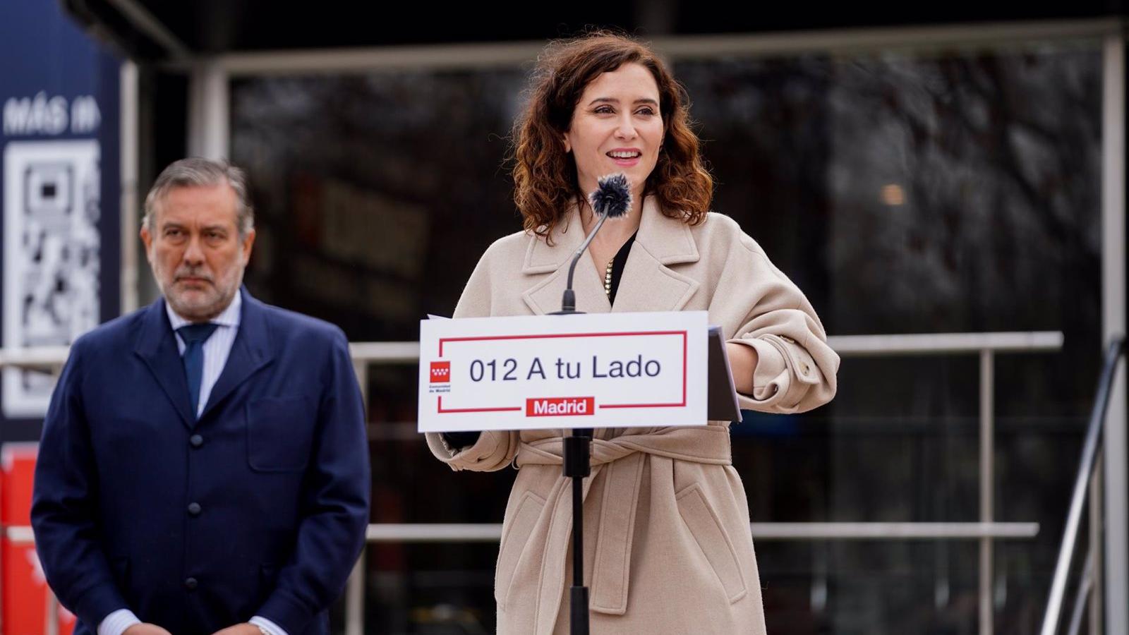 Díaz Ayuso critica que el CIS haga preguntas electorales "al servicio del PSOE y del Gobierno"