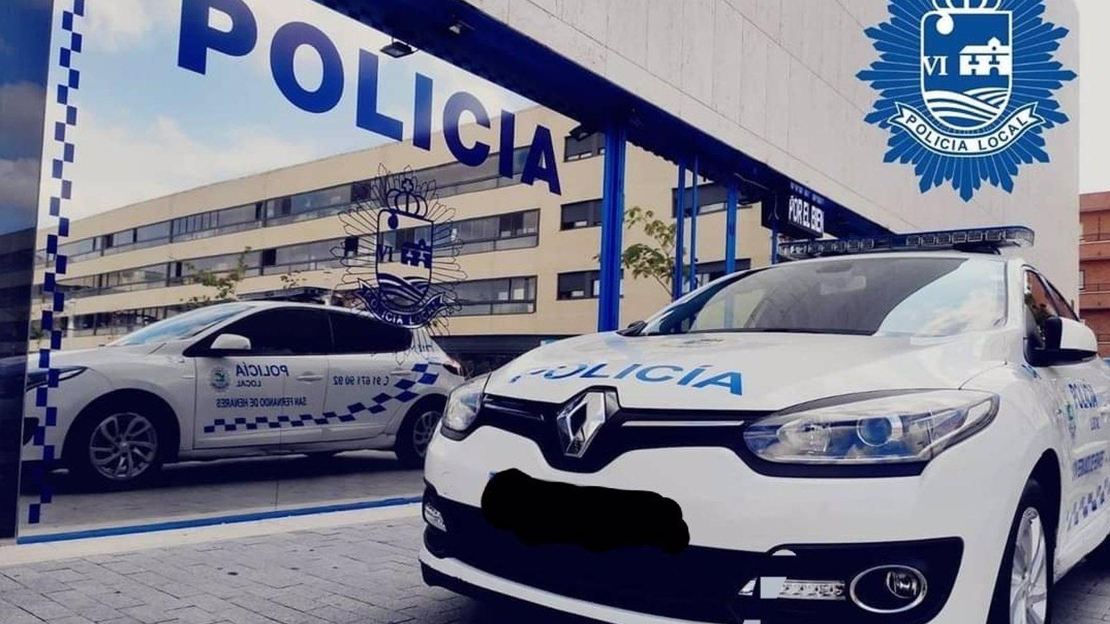 Detenido un hombre en San Fernando por robar e intimidar a empleados de un comercio y enfrentarse a la Policía