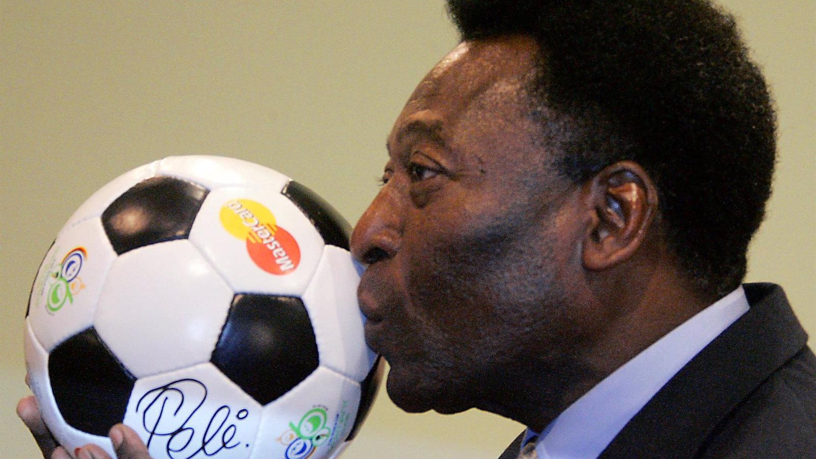  El exfutbolista brasileño Pelé muere a los 82 años
