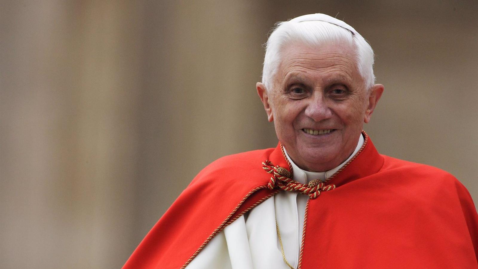 Presidentes autonómicos y dirigentes políticos describen a Benedicto XVI como 