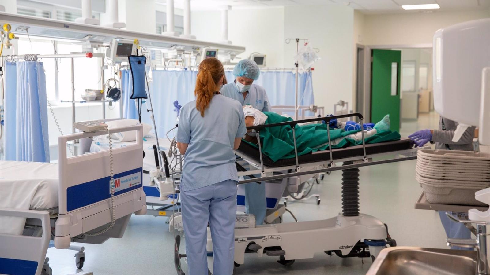 El Hospital de Torrejón recibe por segundo año consecutivo el reconocimiento como Centro Socialmente Responsable