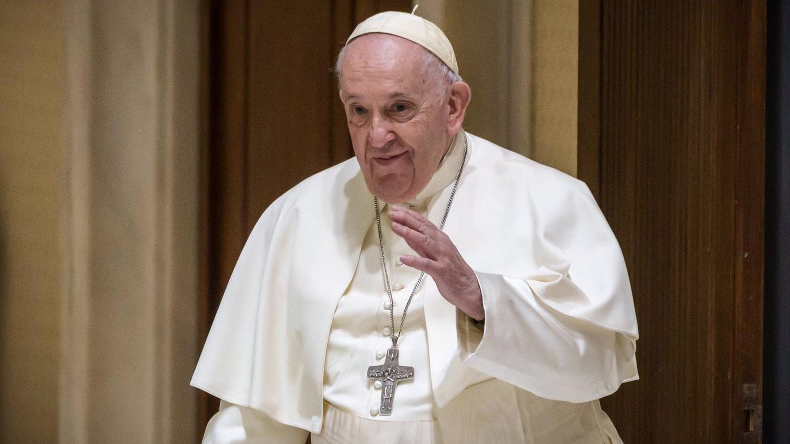 El Papa alerta del debilitamiento de la democracia en América Latina