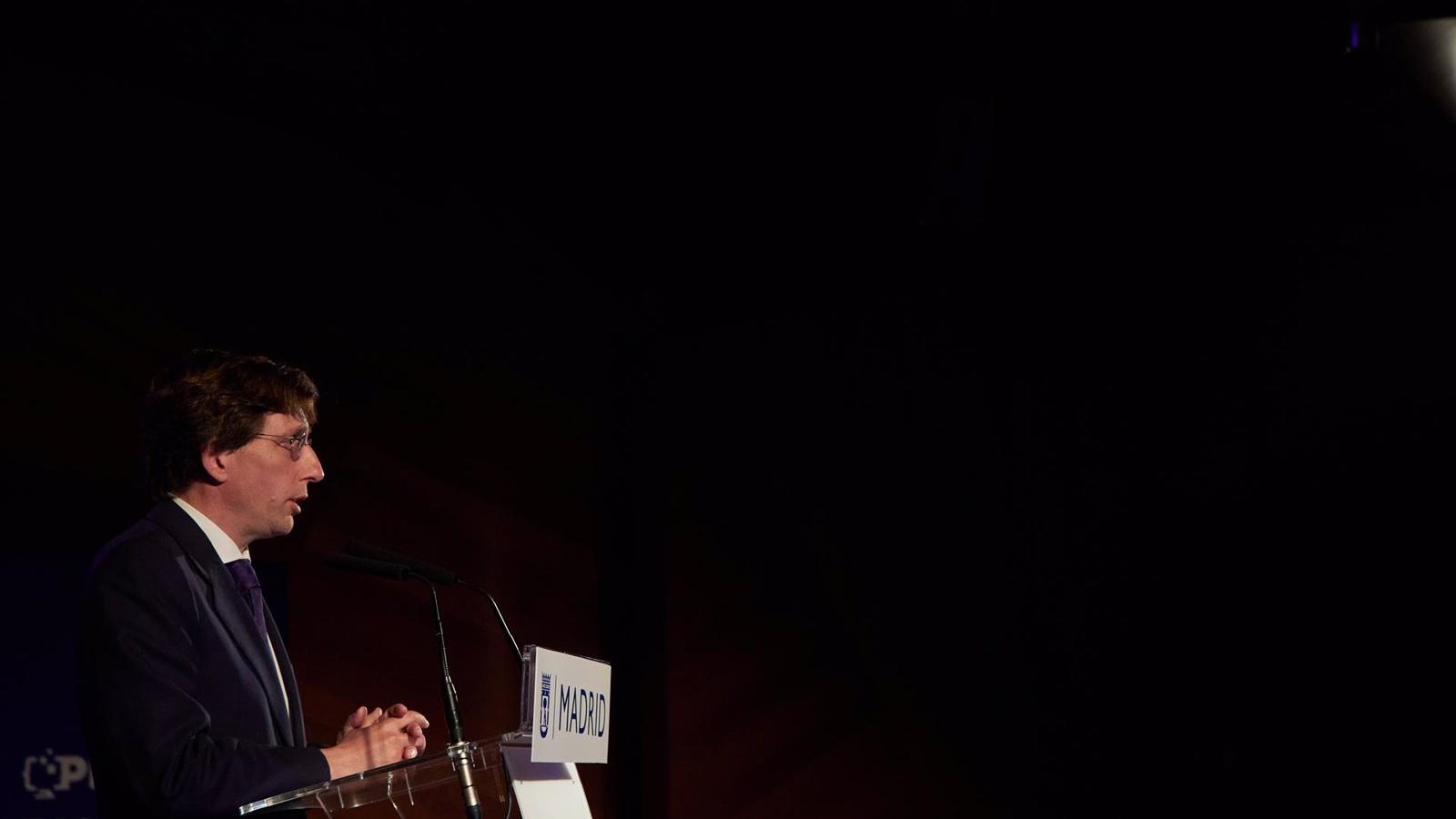 Quien apueste por el PSOE en Madrid "no estará votando a Maroto, sino a Sánchez", dice Martínez-Almeida