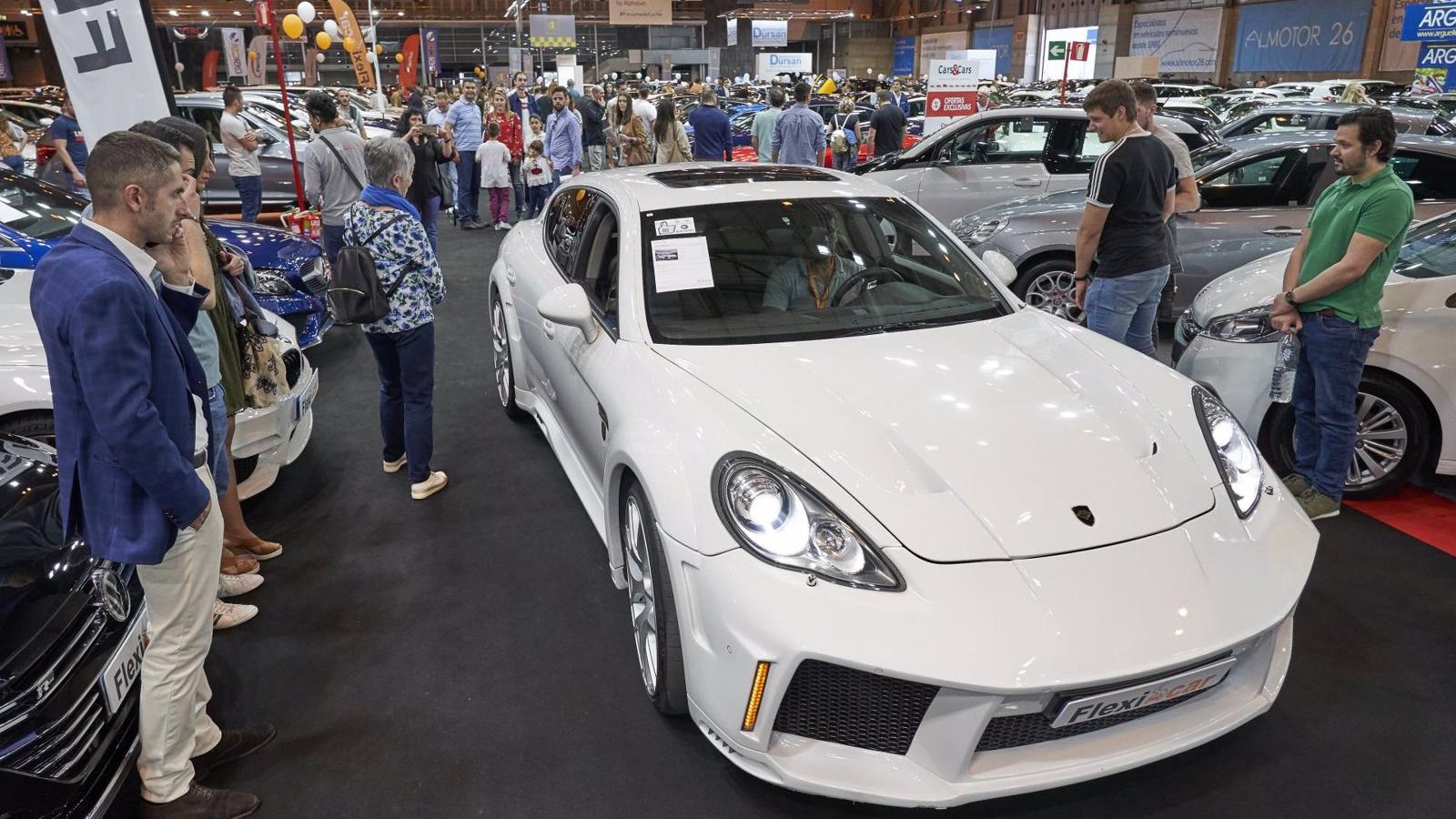 Crece un 1,9% el precio medio de los coches de segunda mano en la región en enero