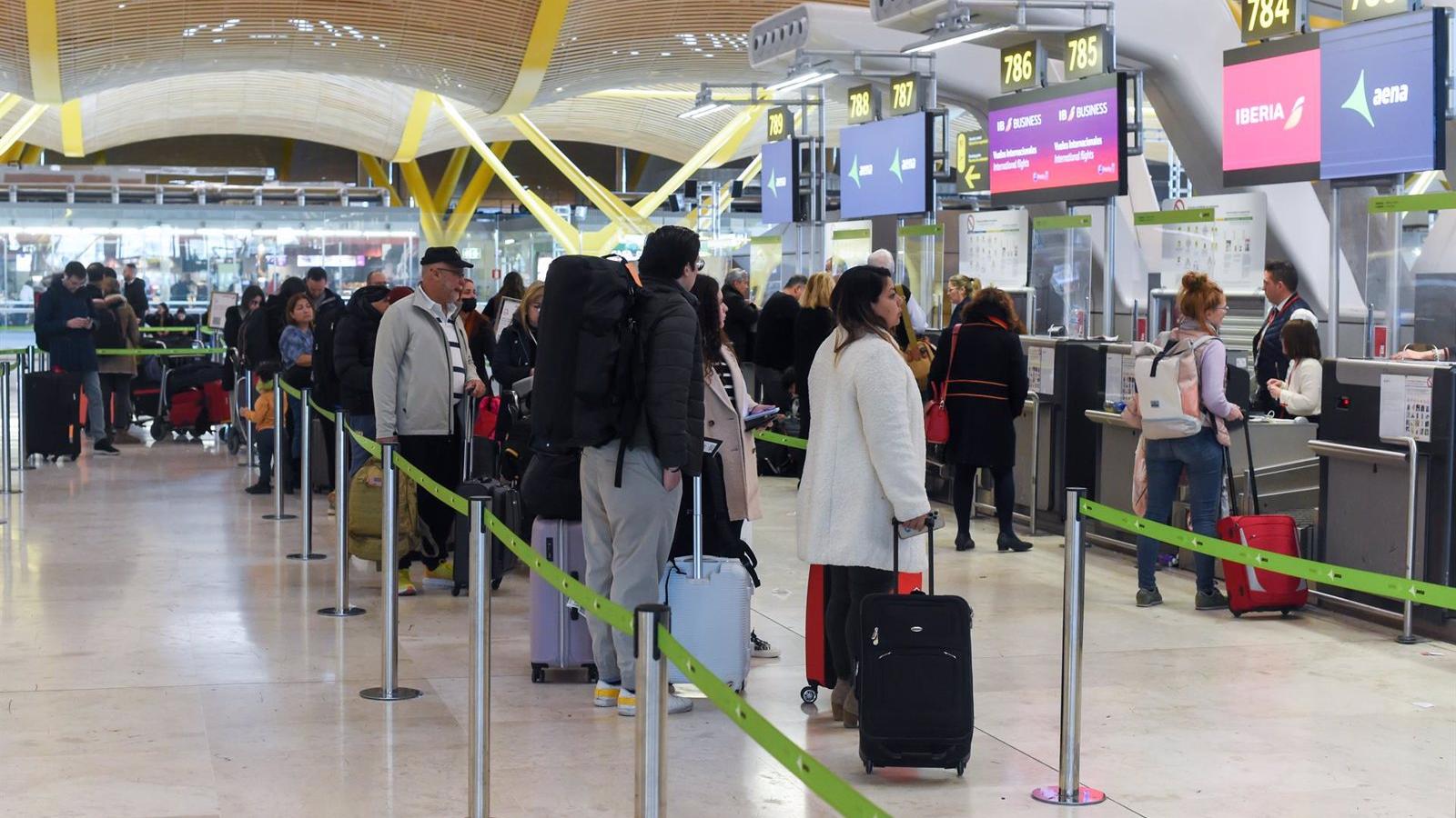 Barajas cierra enero con 4,4 millones de pasajeros y supera los datos prepandemia