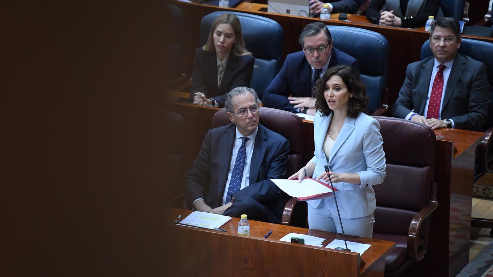 Díaz Ayuso critica que Sánchez deje "desnuda" a la Comunidad ante el colapso "sistemático y diario" del Cercanías