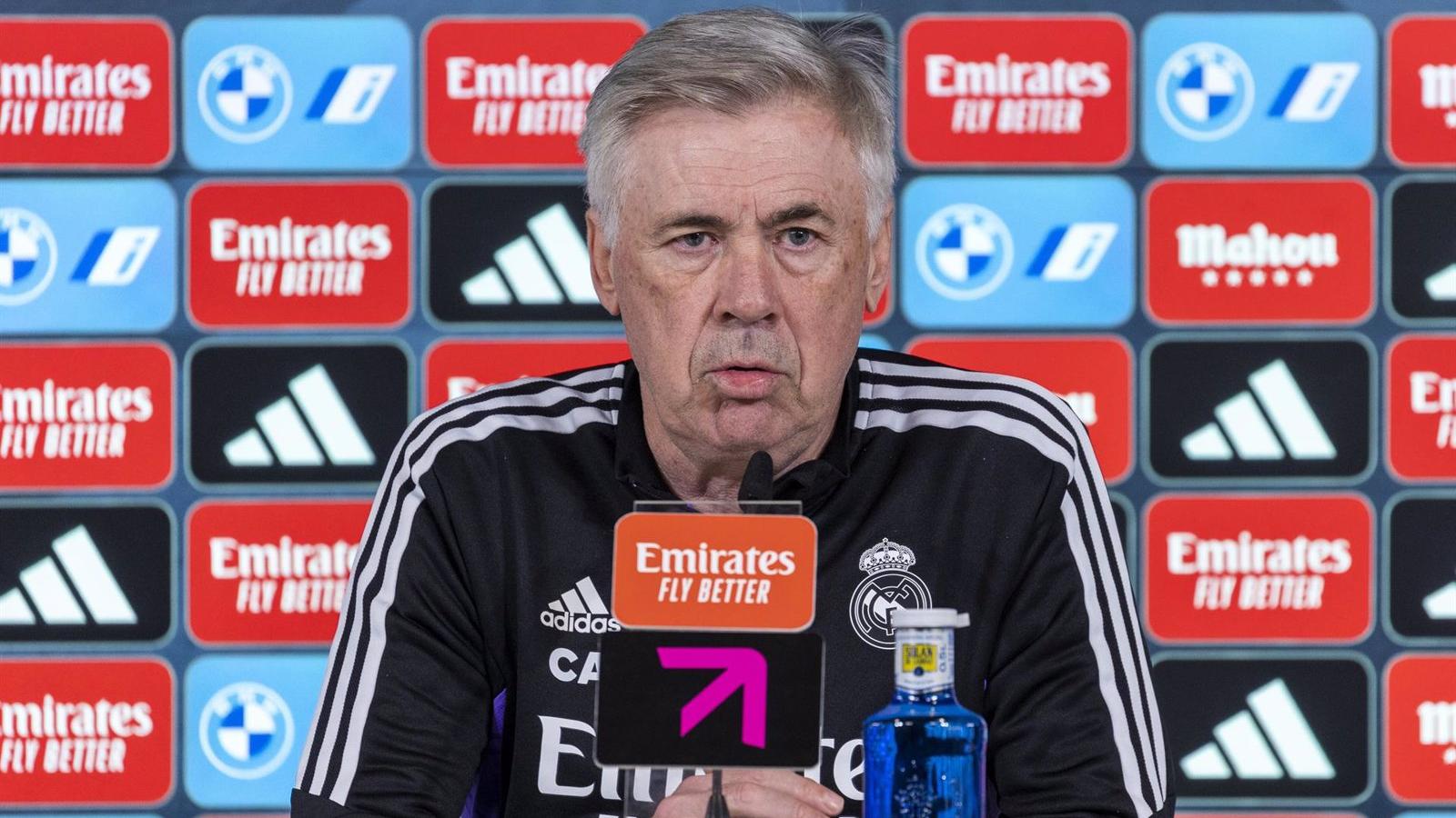 Carlo Ancelotti: "Creo que seguiré en el Real Madrid, sólo tengo que ganar partidos" Carlo Ancelotti: "Creo que seguiré en el Real Madrid, sólo tengo que ganar partidos"