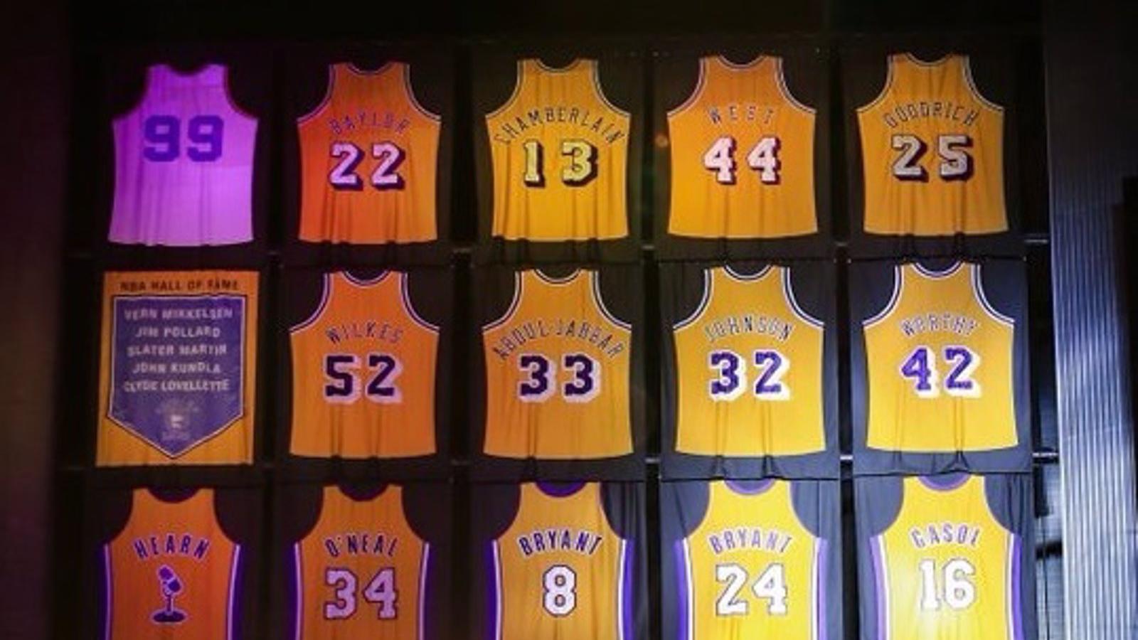 Los Lakers retiran el '16' de Pau Gasol