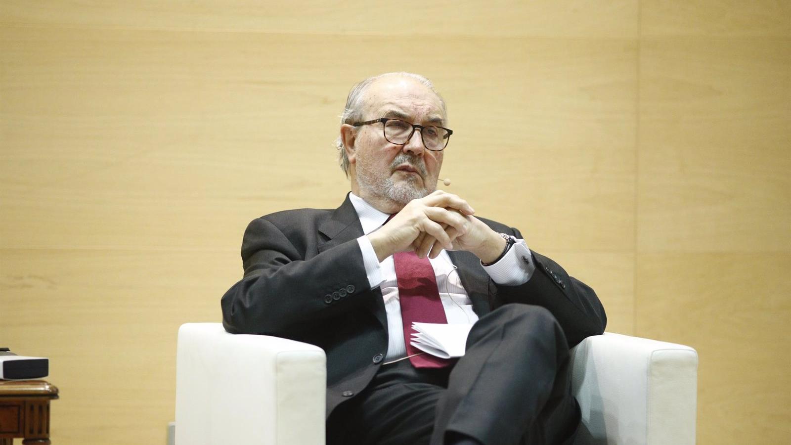 Muere Pedro Solbes, exvicepresidente y ministro de Economía y Hacienda con Zapatero, a los 80 años Muere Pedro Solbes, exvicepresidente y ministro de Economía y Hacienda con Zapatero, a los 80 años