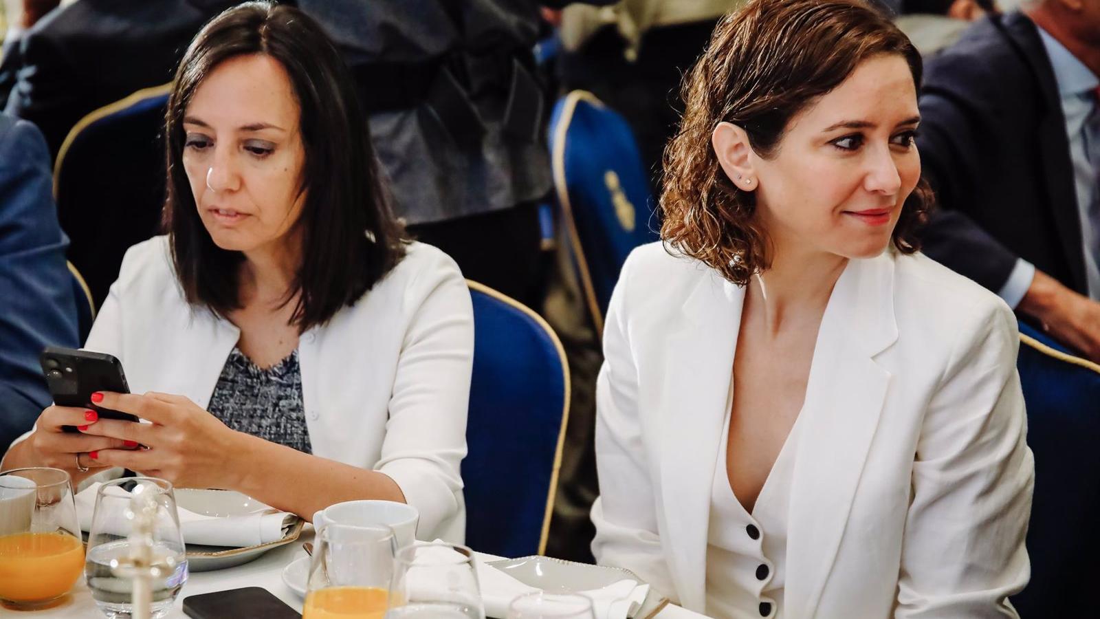 Díaz Ayuso desea &quot;éxitos&quot; a Mercedes González en sus nuevas responsabilidades