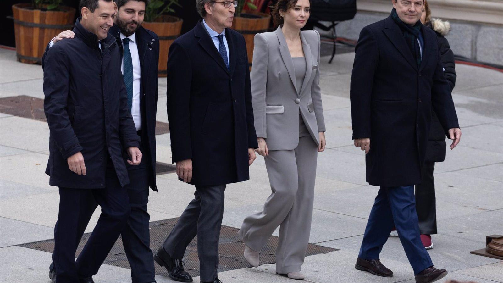 El PP coordinará en sus comunidades su normativa educativa para "paliar los efectos negativos" de la Ley de Universidades