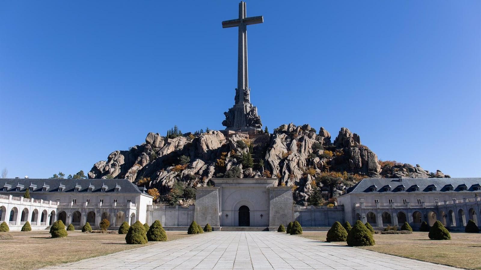 El prior del Valle de los Caídos dará su permiso para la exhumación de Primo de Rivera