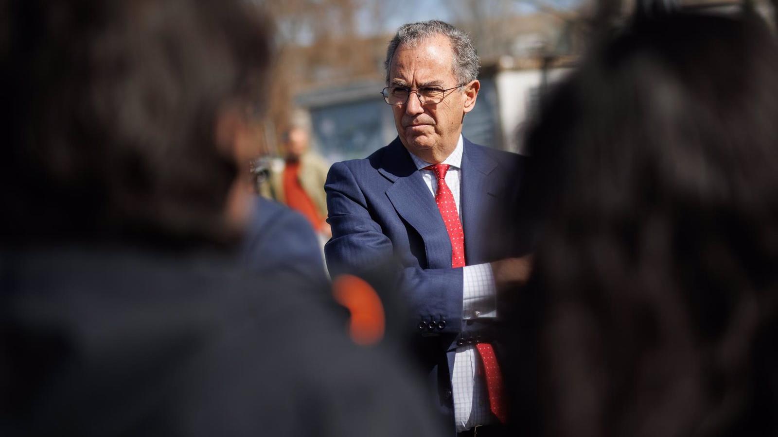 Ossorio ve &quot;bueno&quot; que el delegado del Gobierno y la presidenta regional se reúnan para tratar temas como transporte o seguridad
