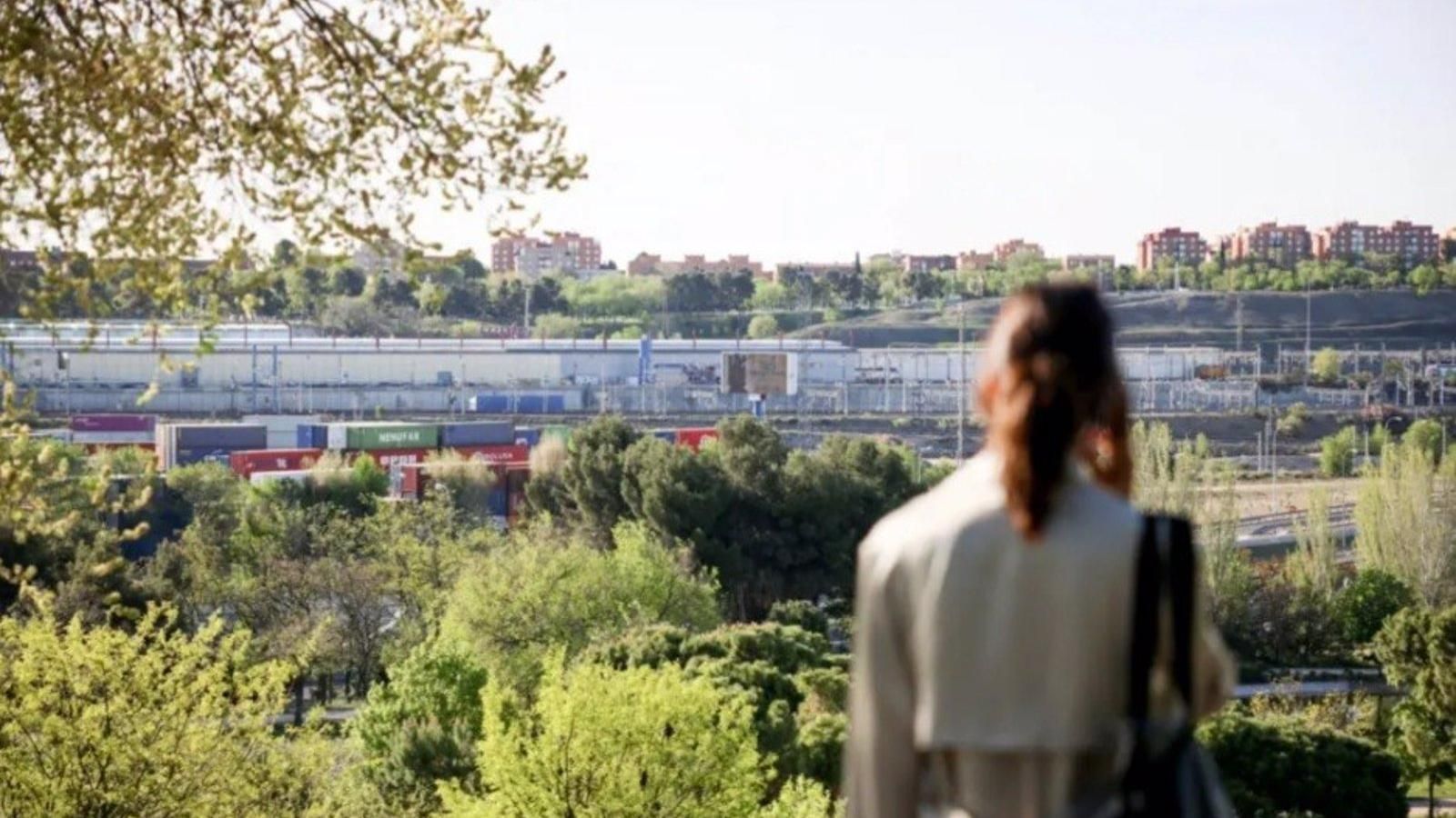 Maestre presenta el proyecto Nuevo Sur, un pacto para acabar con las barreras de "trenes, vertederos y depuradoras"