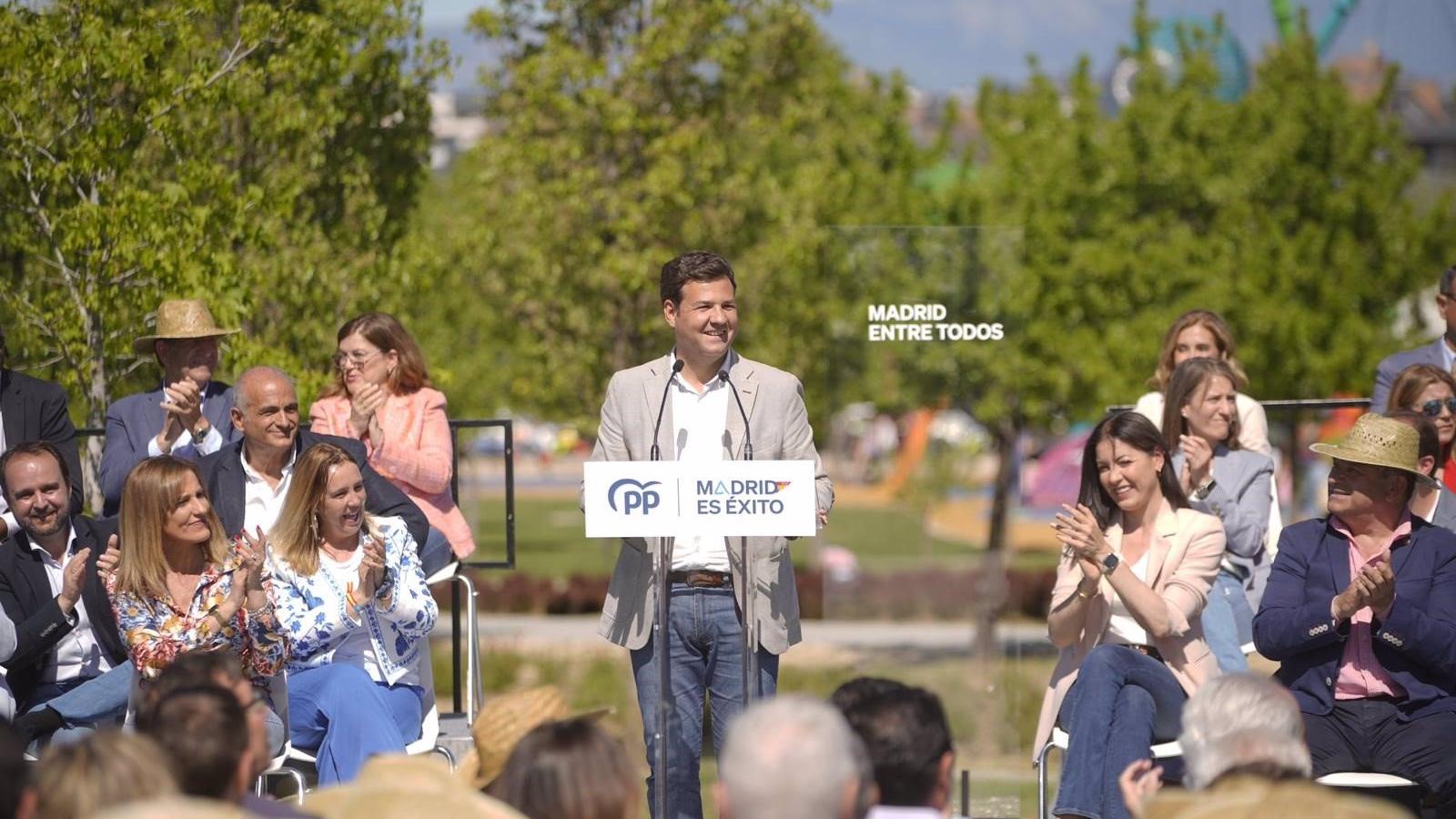 José de la Uz, candidato por el PP a Las Rozas, incorpora a ocho concejales en su lista para el 28M