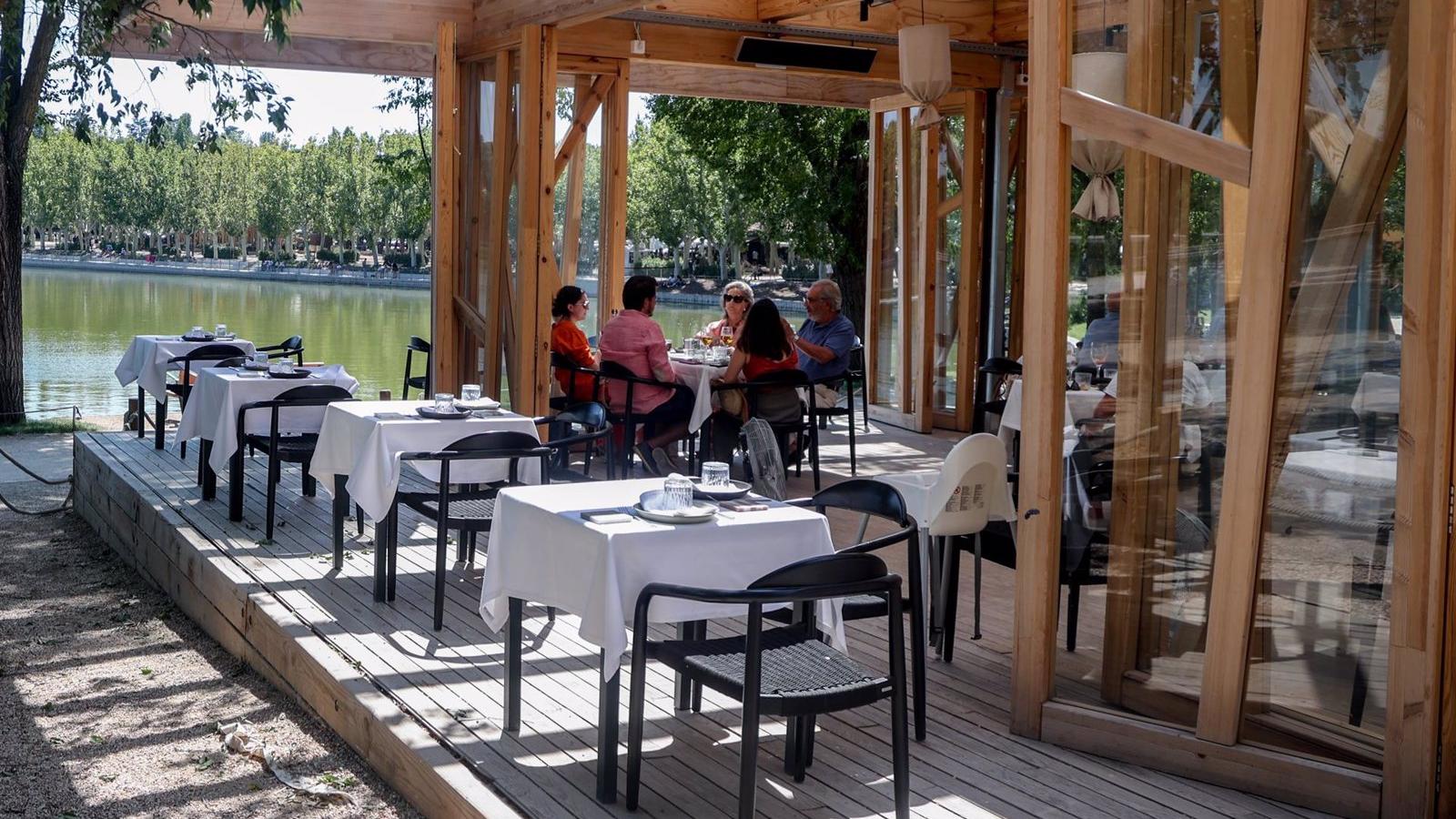 El puente de mayo impulsa un 5,5% la facturación de la hostelería madrileña