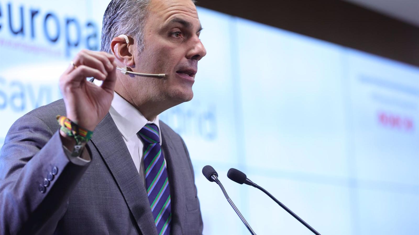 Ortega Smith dice que bajaría todos los impuestos al máximo legal