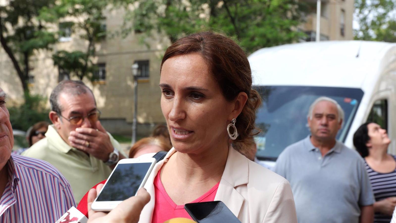 García apuesta por crear vivienda pública frente a los avales de hipotecas a jóvenes de Sánchez