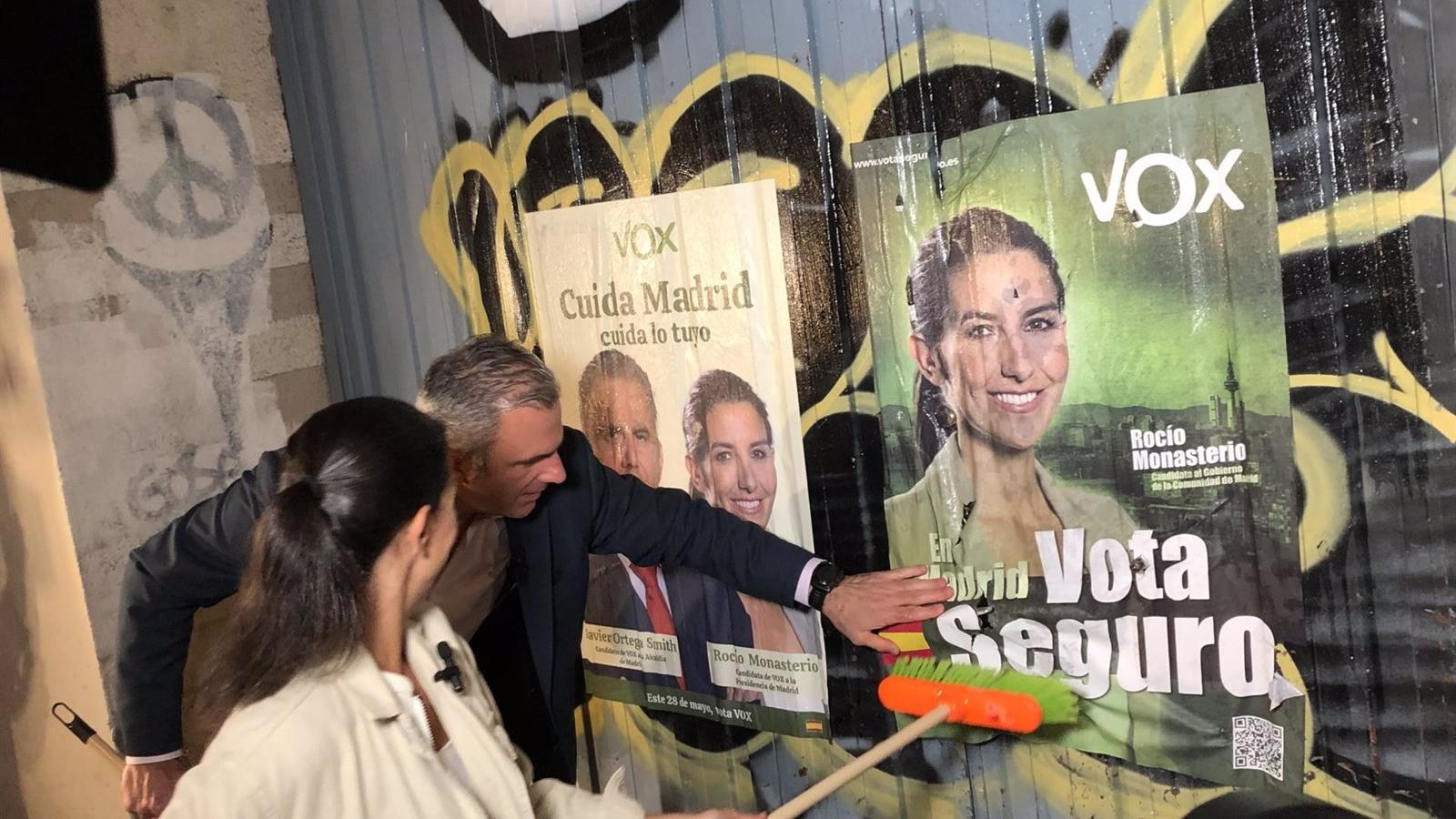 Vox apela al "voto seguro" en un tenso inicio de campaña en Tetuán