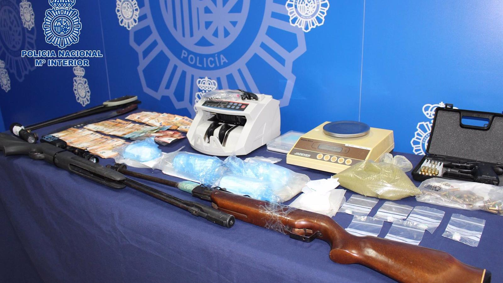 Detenidas cuatro personas en una operación policial contra la venta y distribución de cocaína en Madrid