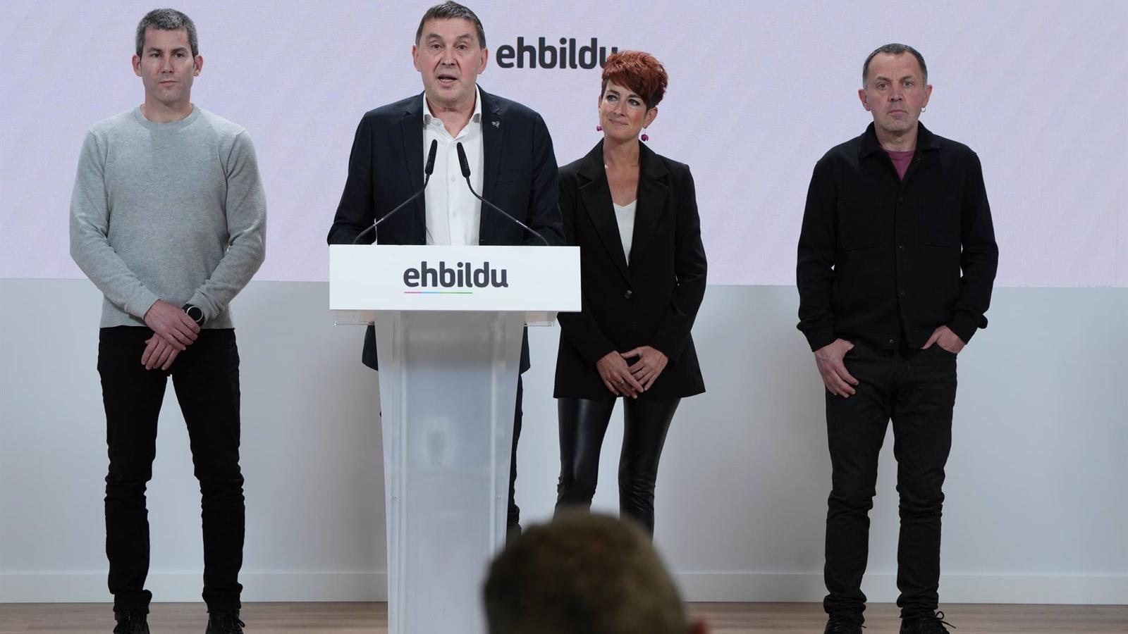 Los 37 candidatos del entorno de ETA en las listas de Bildu