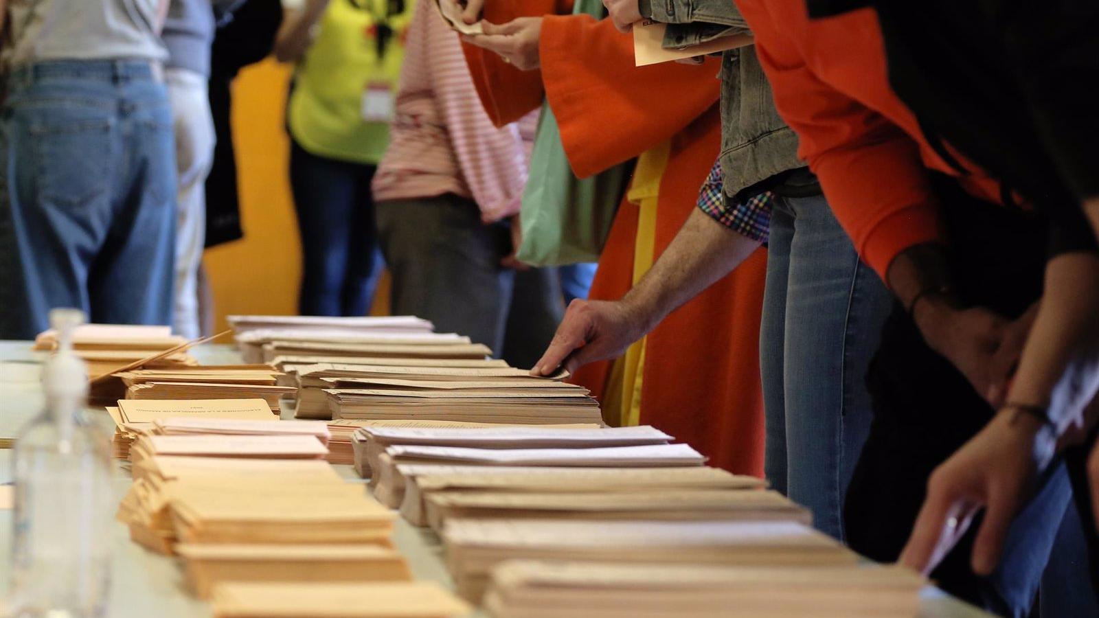 Más de 5,2 millones de madrileños tiene una cita con las urnas para renovar la Asamblea y 179 ayuntamientos