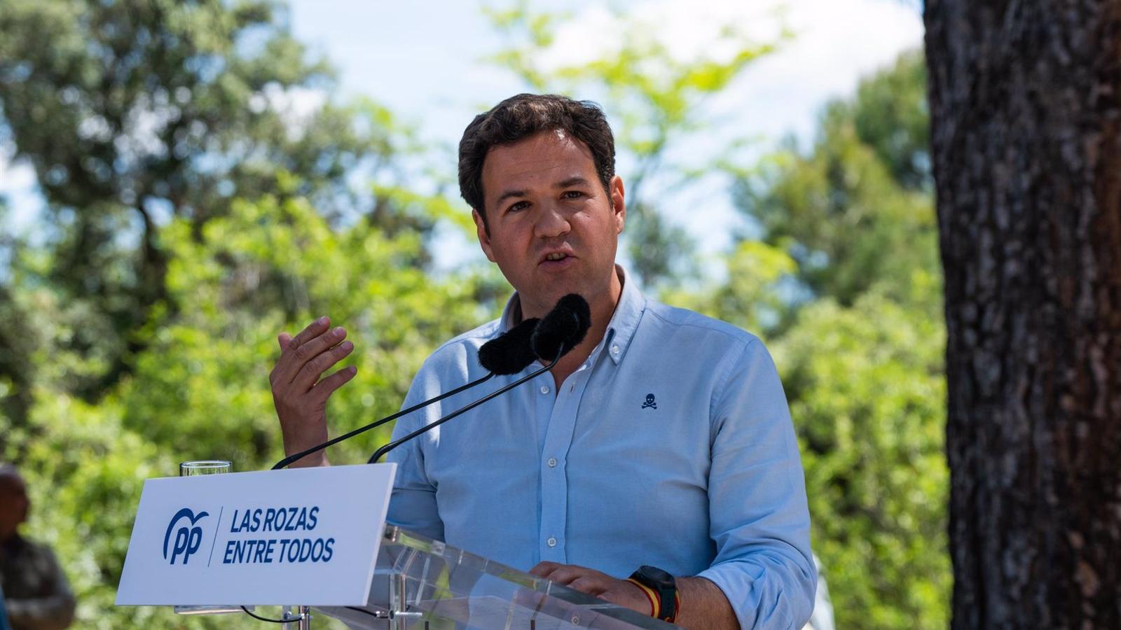 En Las Rozas, el PP de José de la Uz obtuvo la mayoría absoluta con 18 concejales, mientras que el PSOE y VOX empataron con 3 cada uno