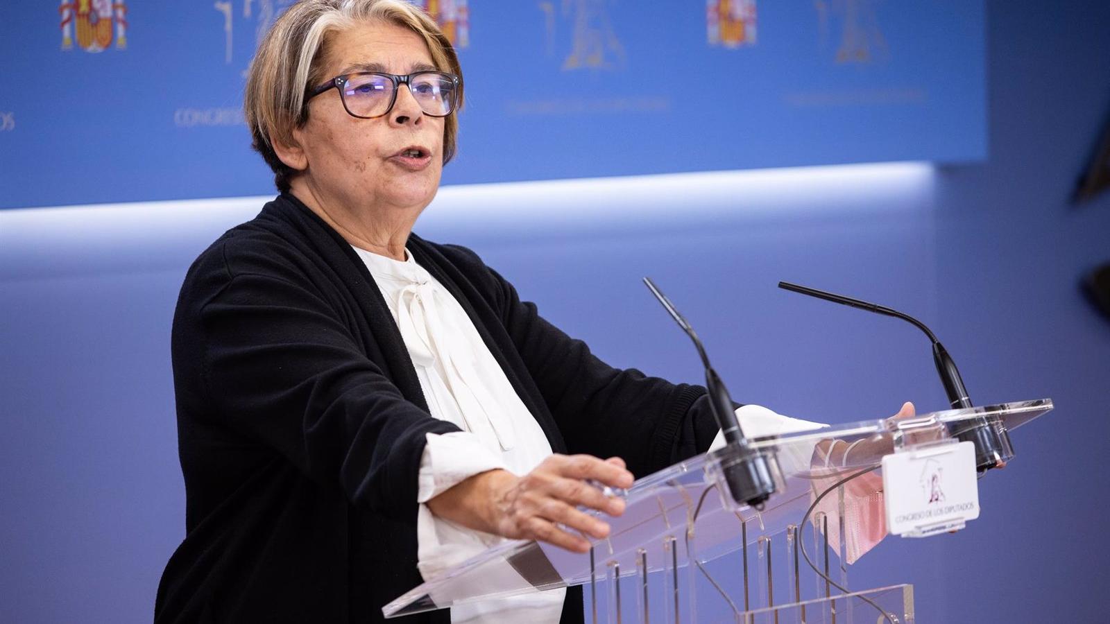 Martínez-Almeida alaba la "talla política" de Inés Sabanés: "Enriquece la democracia y la convivencia" Martínez-Almeida alaba la "talla política" de Inés Sabanés: "Enriquece la democracia y la convivencia"