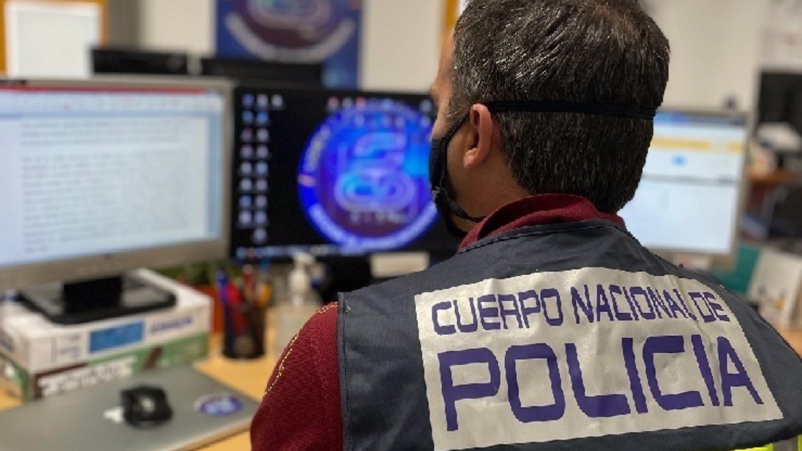 Cae una red criminal dedicada a las ciberestafas a través de Internet