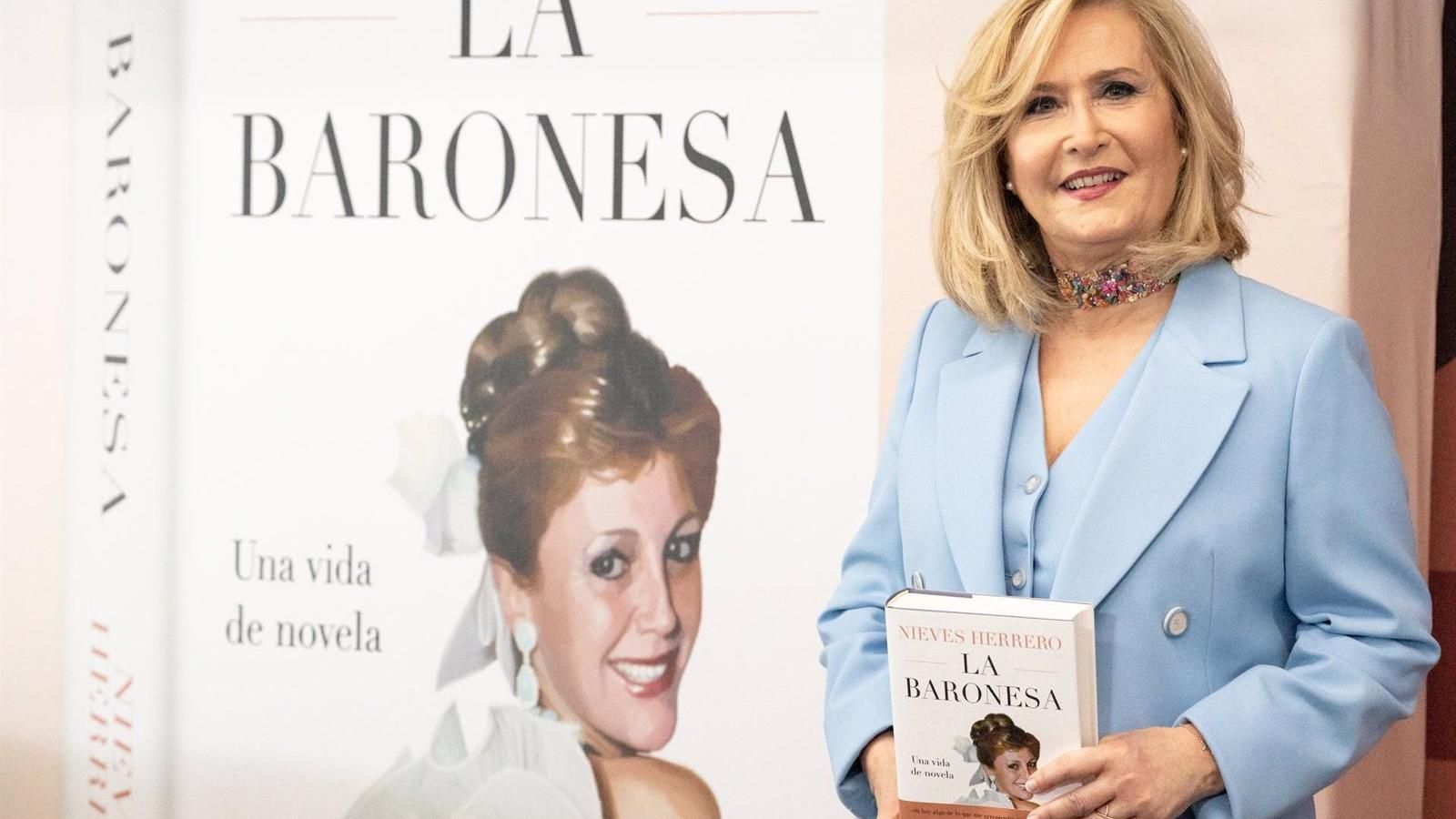 Nieves Herrero novela la vida de 'La baronesa': &quot;Putin llamó a Carmen Cervera y le ofreció llevar su colección a Rusia&quot;