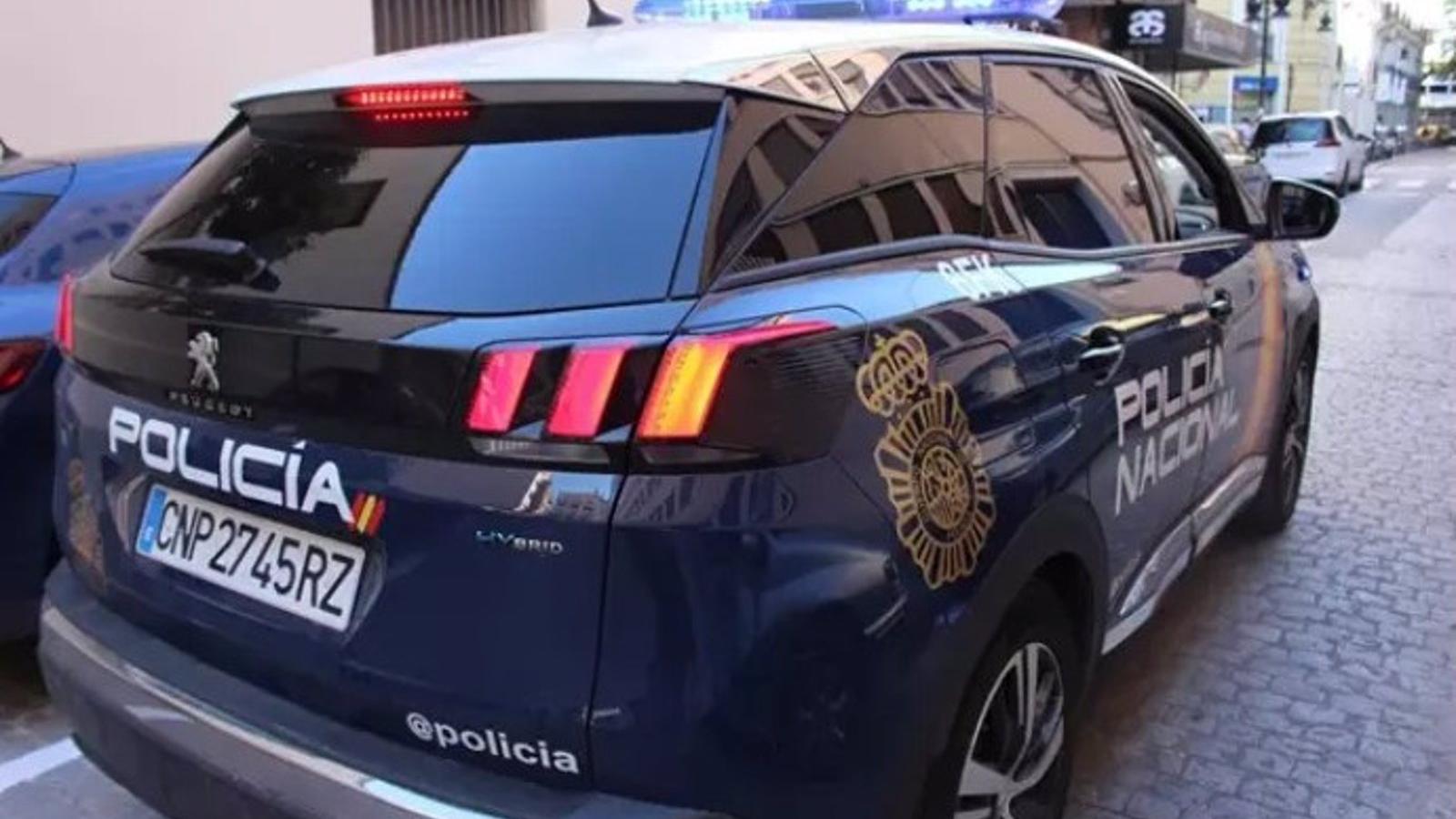  Detenido en Ciudad Lineal por colarse por la ventana e intentar estrangular a su expareja