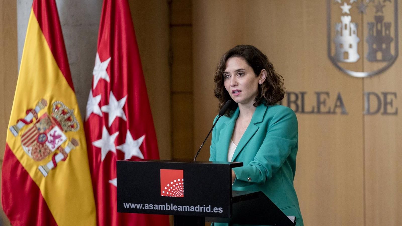 Ayuso hará una "profunda renovación" en el Gobierno de la Comunidad con "caras nuevas" y "grandes profesionales" Ayuso hará una "profunda renovación" en el Gobierno de la Comunidad con "caras nuevas" y "grandes profesionales"
