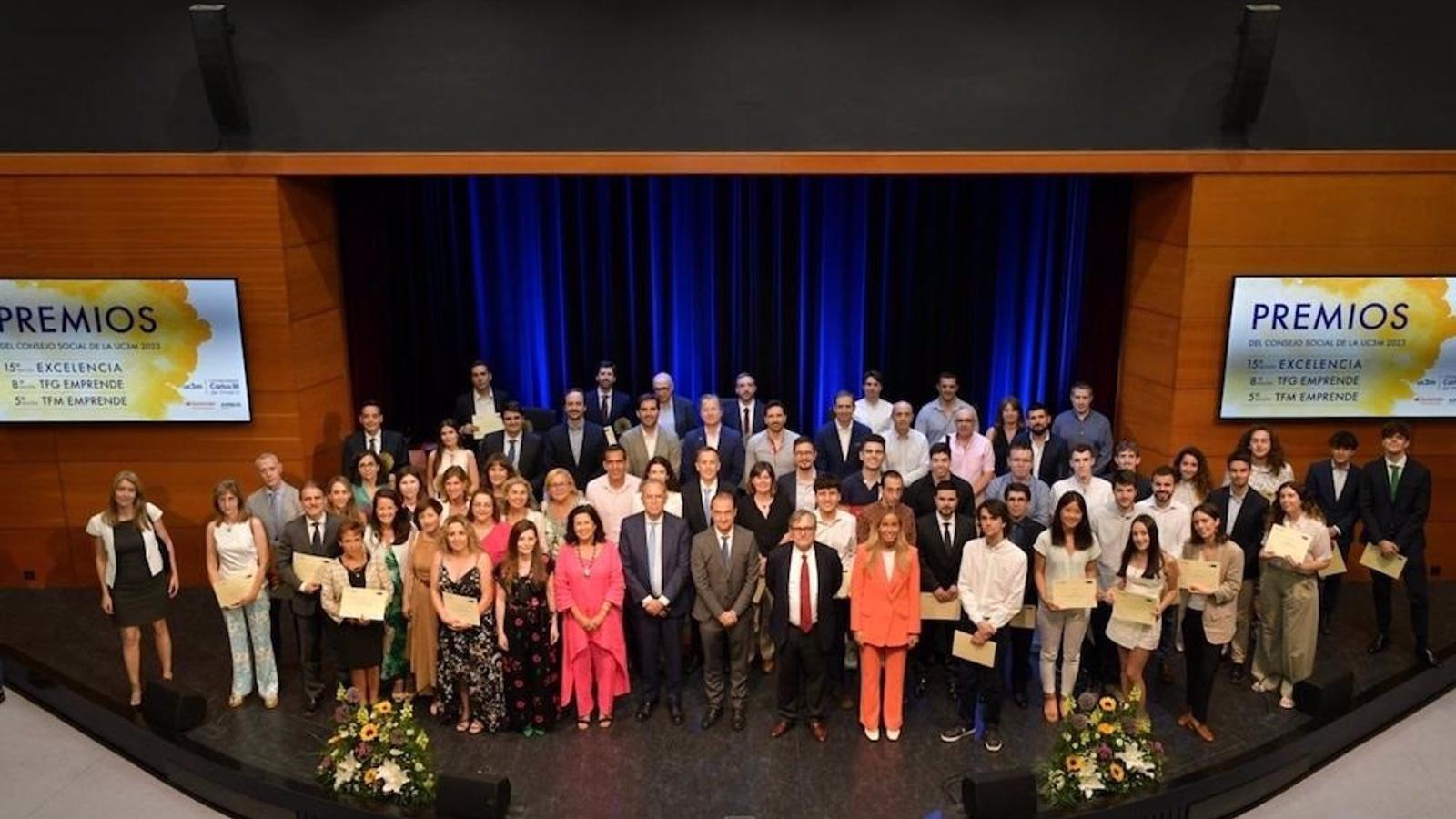 La Carlos III, el Santander y Airbus entregan más de 200.000 en premios a la investigación, la excelencia y el emprendimiento