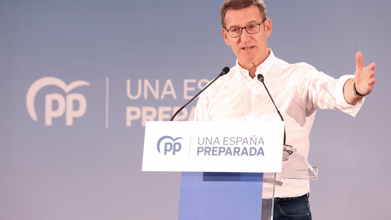 Feijóo ve inhabilitado al delegado del Gobierno en Madrid, cuyas palabras sobre Bildu "avergüenzan" a muchos socialistas