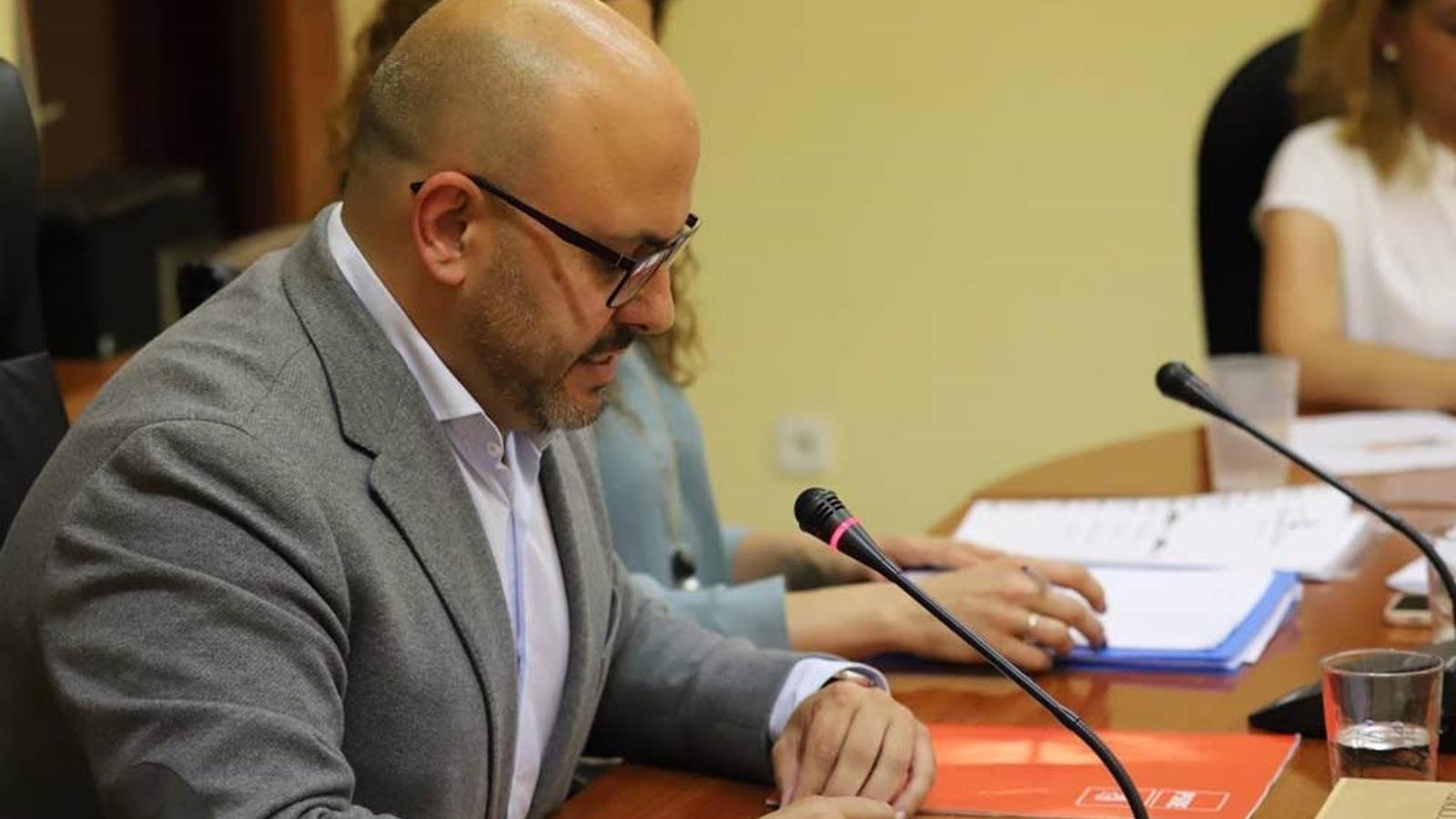 José Luis Labrador (PSOE), reelegido alcalde de Manzanares El Real gracias a un pacto de izquierdas