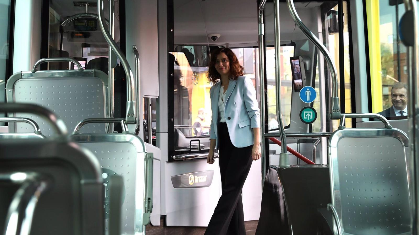 Un nuevo Bus de Uso Prioritario conectará Alcorcón con Móstoles y Arroyomolinos Un nuevo Bus de Uso Prioritario conectará Alcorcón con Móstoles y Arroyomolinos
